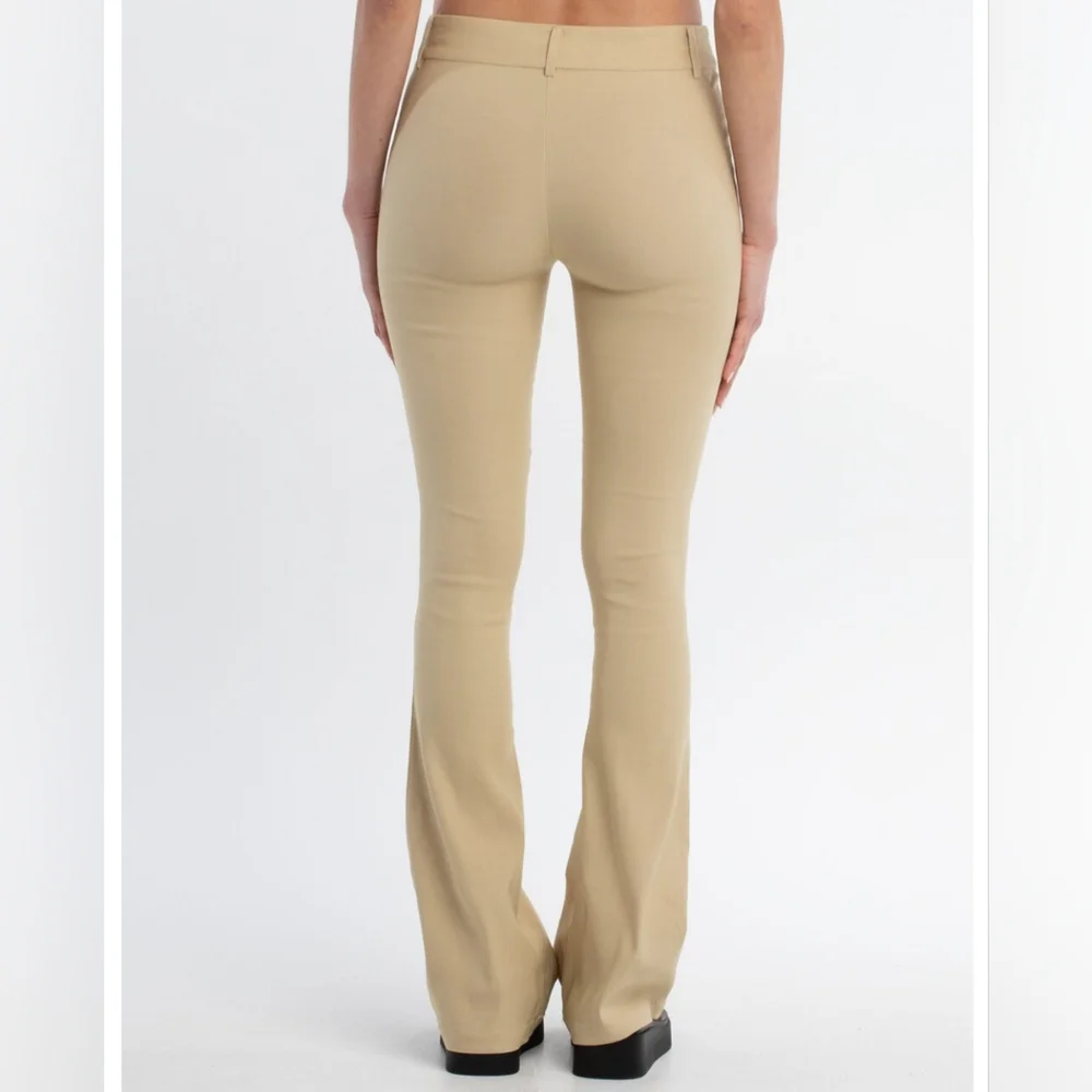 Pants - Picture 3 of 4